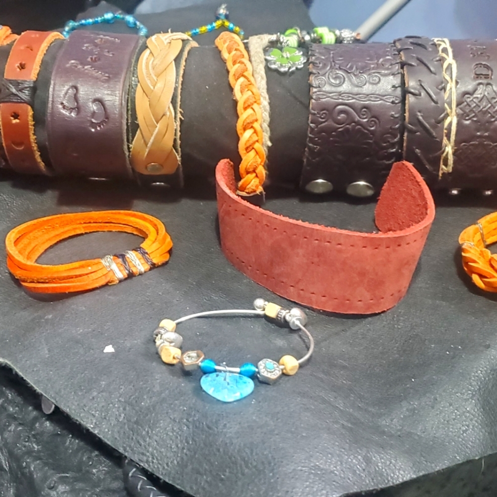 $20&⬆ Handmade not just Leather. Stock/Custom Bracelets,Necklaces,Key Chains,etc